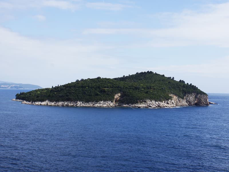 ロクルム島